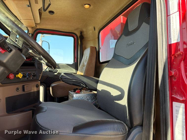 image for item EA0591 2018 Mack GU713 dump truck