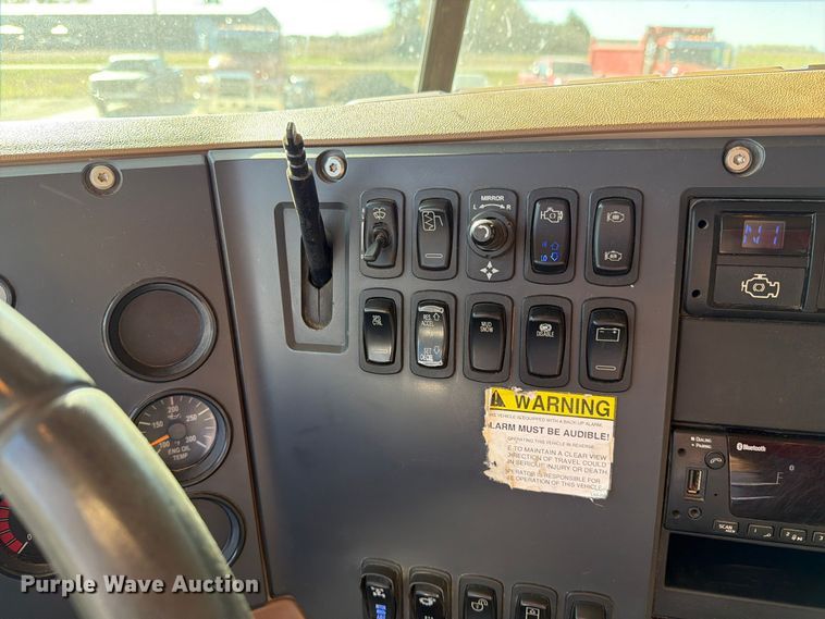 image for item EA0591 2018 Mack GU713 dump truck