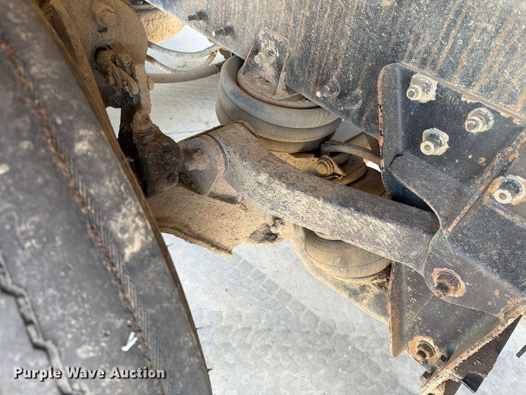 image for item EA0591 2018 Mack GU713 dump truck