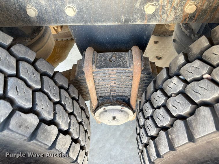image for item EA0591 2018 Mack GU713 dump truck