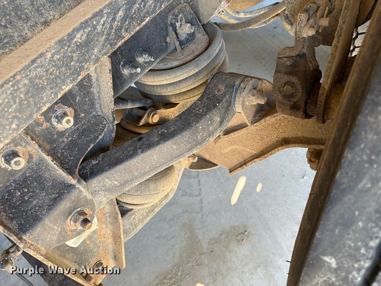 image for item EA0591 2018 Mack GU713 dump truck
