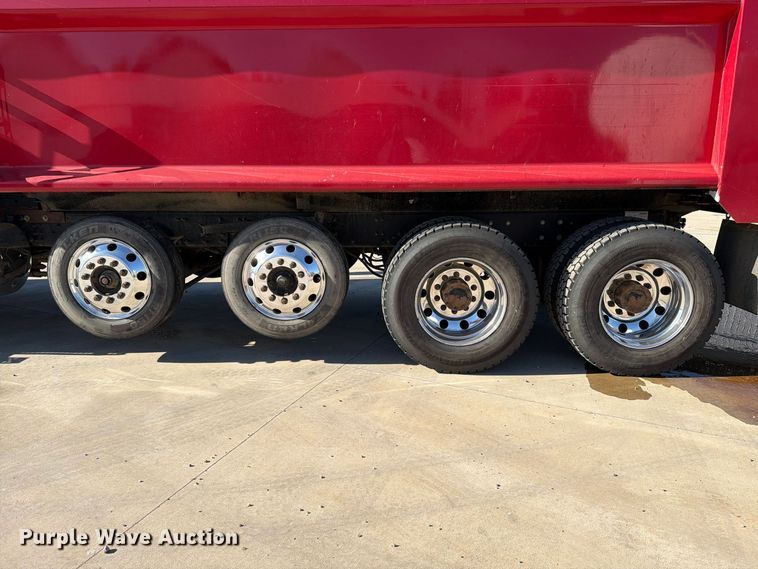 image for item EA0591 2018 Mack GU713 dump truck