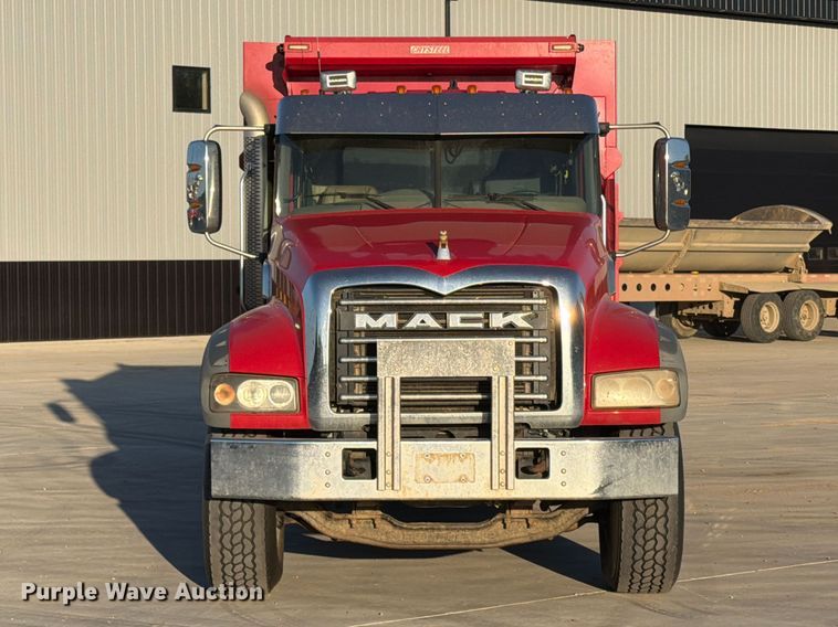 image for item EA0592 2018 Mack GU713 dump truck