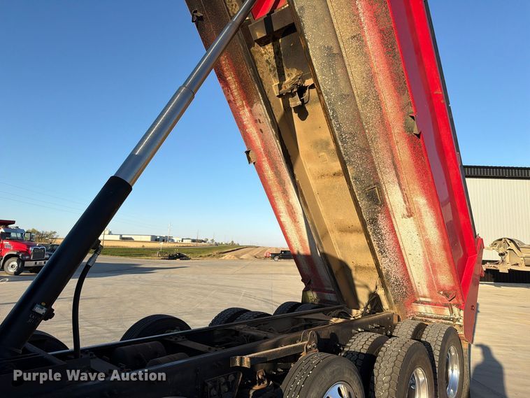 image for item EA0592 2018 Mack GU713 dump truck