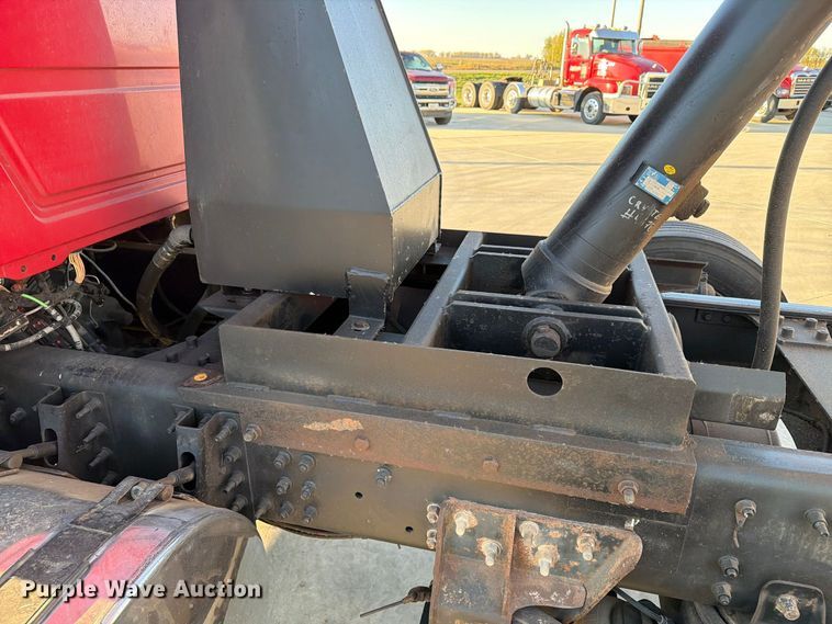 image for item EA0592 2018 Mack GU713 dump truck