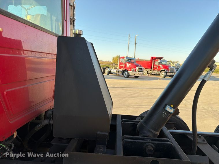 image for item EA0592 2018 Mack GU713 dump truck