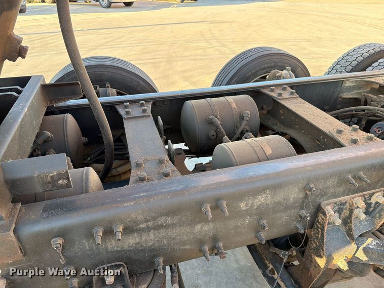 image for item EA0592 2018 Mack GU713 dump truck