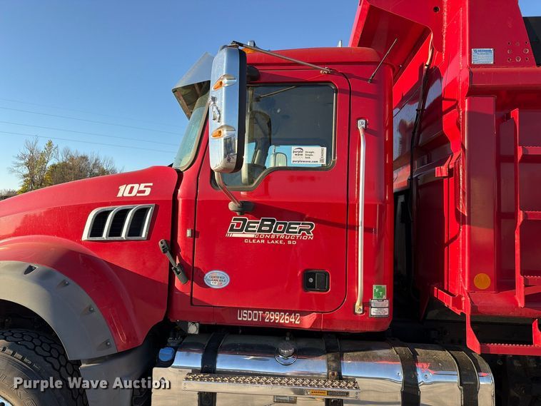 image for item EA0592 2018 Mack GU713 dump truck