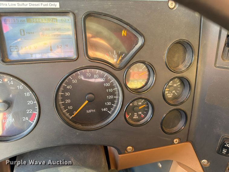 image for item EA0592 2018 Mack GU713 dump truck