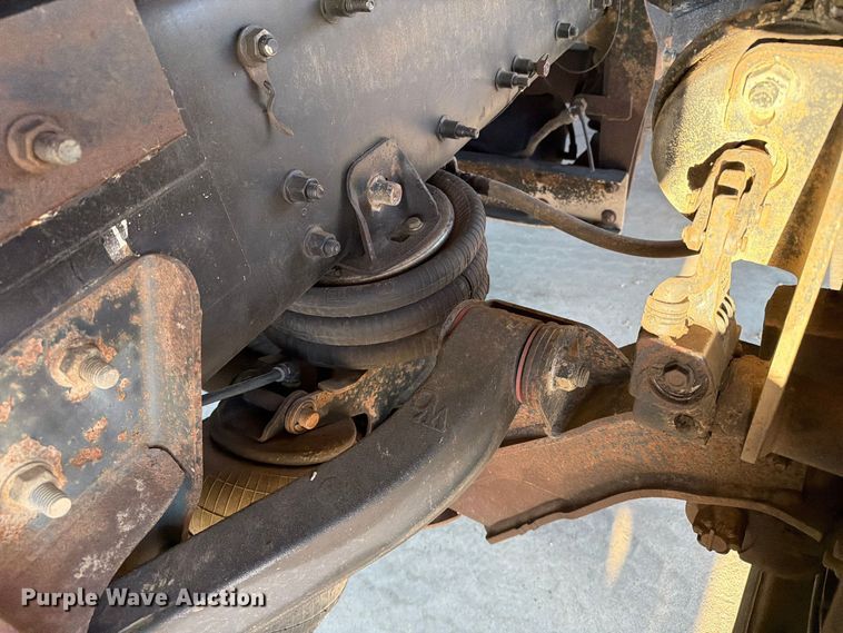 image for item EA0592 2018 Mack GU713 dump truck