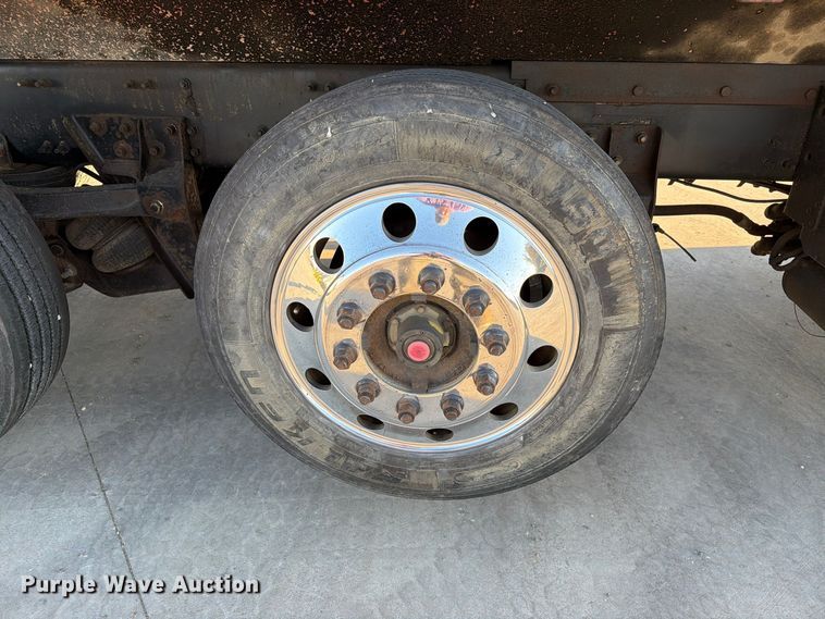 image for item EA0592 2018 Mack GU713 dump truck