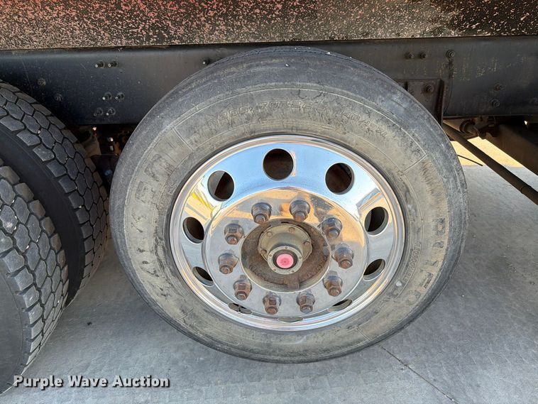 image for item EA0592 2018 Mack GU713 dump truck