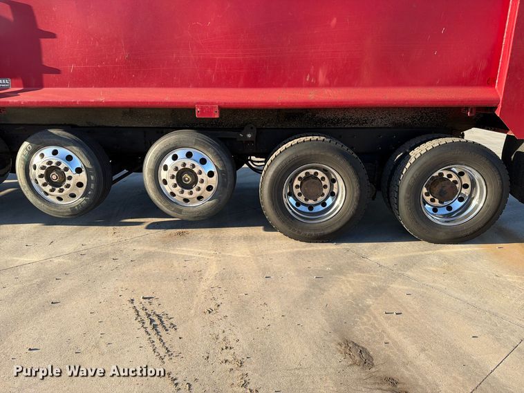 image for item EA0592 2018 Mack GU713 dump truck