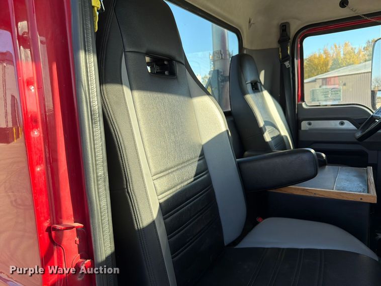 image for item EA0593 2018 Mack Anthem semi truck