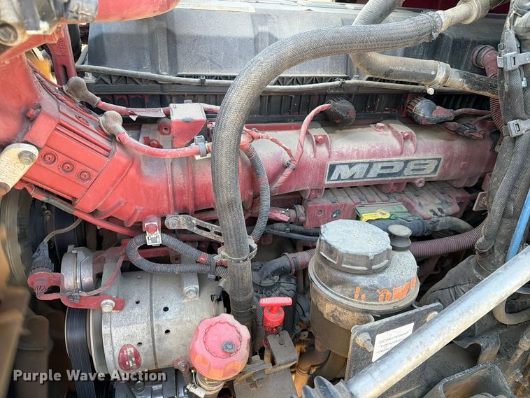 image for item EA0593 2018 Mack Anthem semi truck