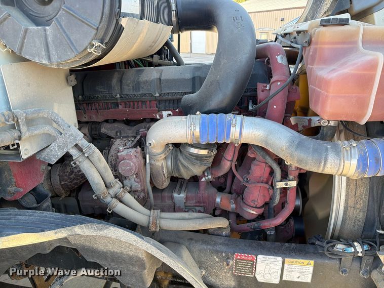 image for item EA0593 2018 Mack Anthem semi truck