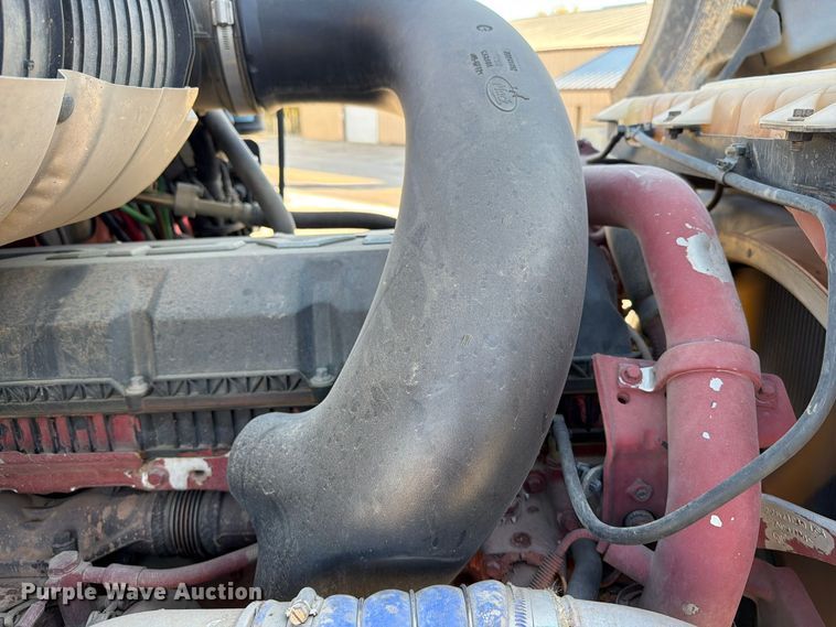 image for item EA0593 2018 Mack Anthem semi truck