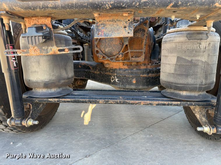 image for item EA0593 2018 Mack Anthem semi truck
