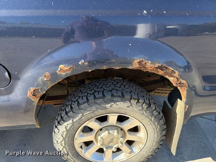 image for item EA0595 2008 Ford F250 Super Duty Crew Cab pickup truck