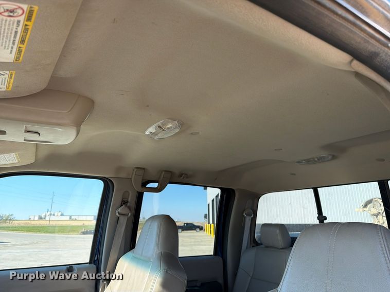 image for item EA0595 2008 Ford F250 Super Duty Crew Cab pickup truck