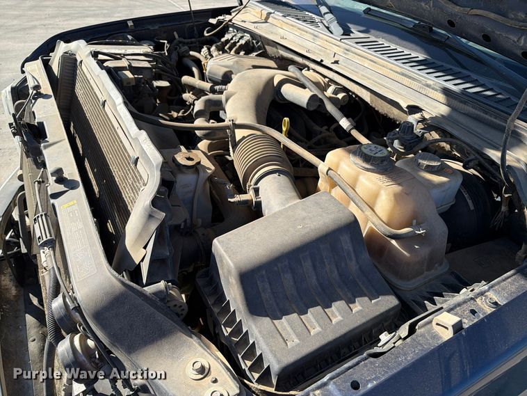 image for item EA0595 2008 Ford F250 Super Duty Crew Cab pickup truck