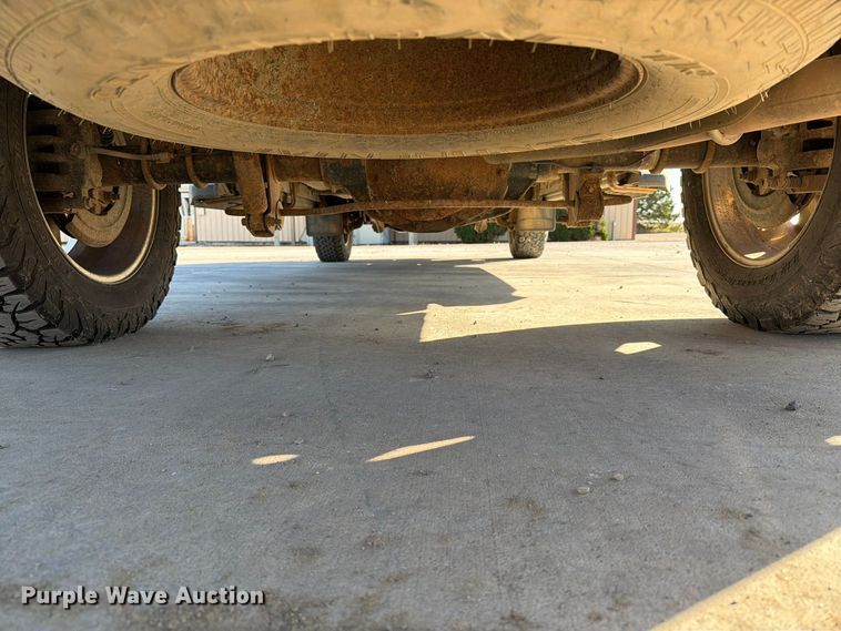 image for item EA0595 2008 Ford F250 Super Duty Crew Cab pickup truck