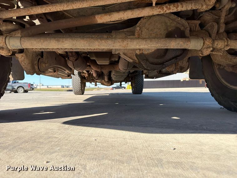 image for item EA0595 2008 Ford F250 Super Duty Crew Cab pickup truck