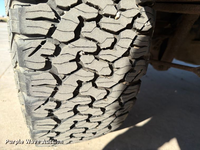image for item EA0595 2008 Ford F250 Super Duty Crew Cab pickup truck
