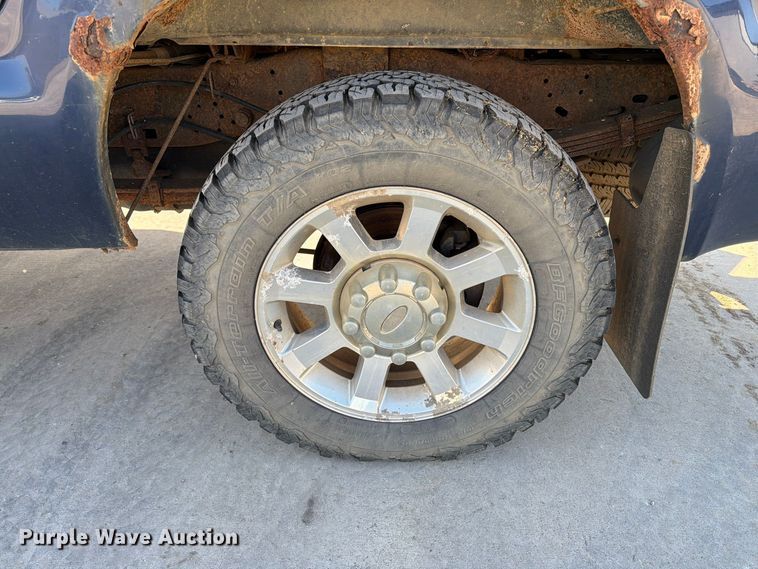 image for item EA0595 2008 Ford F250 Super Duty Crew Cab pickup truck