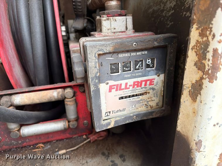 image for item EA0600 1987 Freightliner Conventional fuel / lube truck