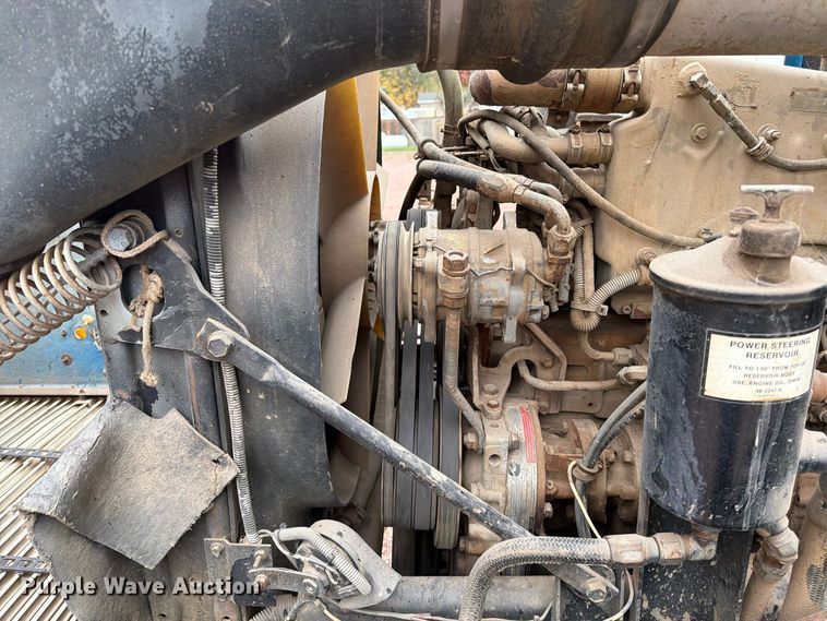 image for item EA0600 1987 Freightliner Conventional fuel / lube truck