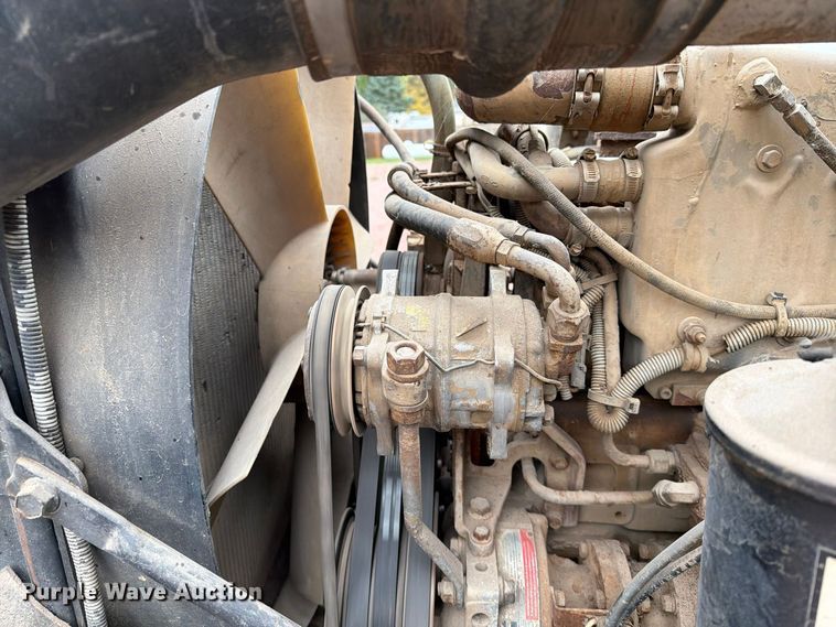 image for item EA0600 1987 Freightliner Conventional fuel / lube truck