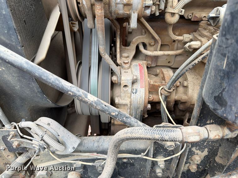 image for item EA0600 1987 Freightliner Conventional fuel / lube truck