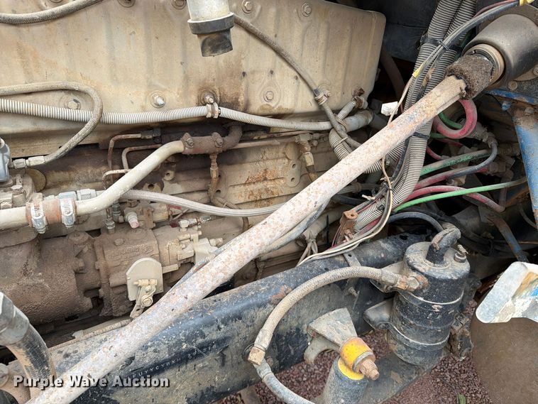image for item EA0600 1987 Freightliner Conventional fuel / lube truck