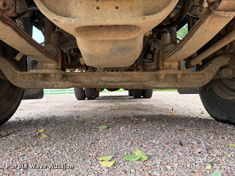 image for item EA0600 1987 Freightliner Conventional fuel / lube truck