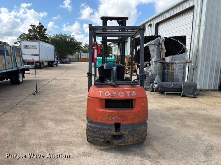 image for item EA7328 2003 Toyota 7FGU18 Forklift