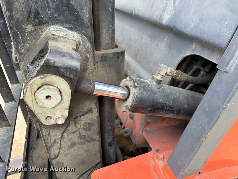 image for item EA7328 2003 Toyota 7FGU18 Forklift