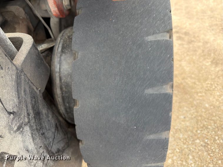 image for item EA7328 2003 Toyota 7FGU18 Forklift