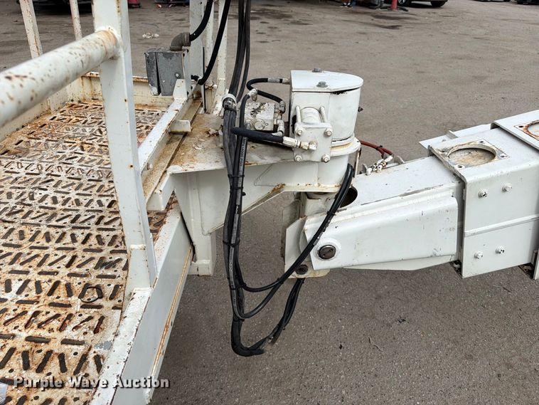 image for item EA7401 2008 Snorkel TB60 boom lift