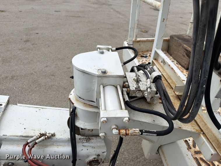 image for item EA7401 2008 Snorkel TB60 boom lift