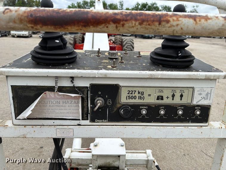 image for item EA7401 2008 Snorkel TB60 boom lift