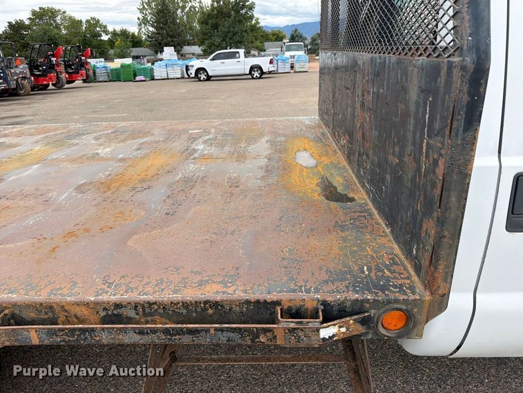 image for item ED0066 2013 Ford F350 Super Duty dump flatbed pickup truck