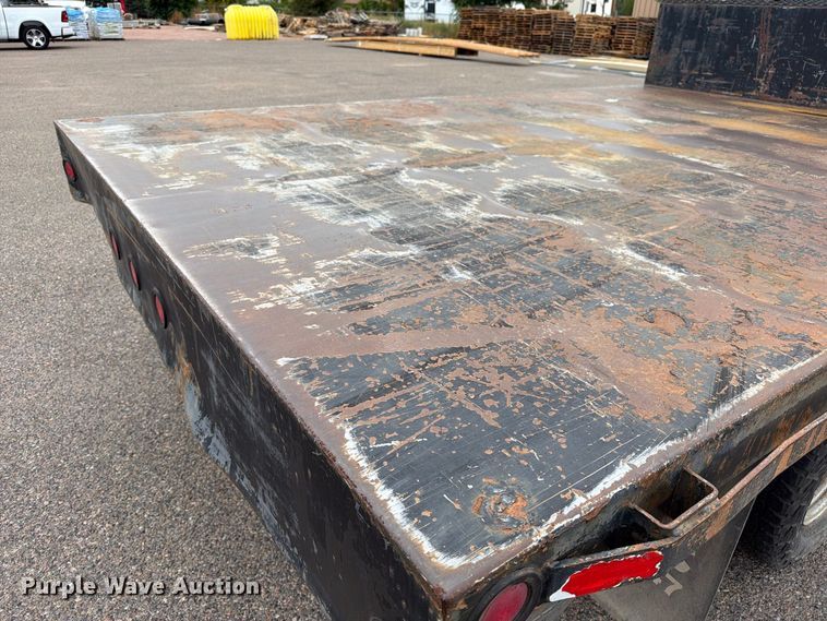image for item ED0066 2013 Ford F350 Super Duty dump flatbed pickup truck