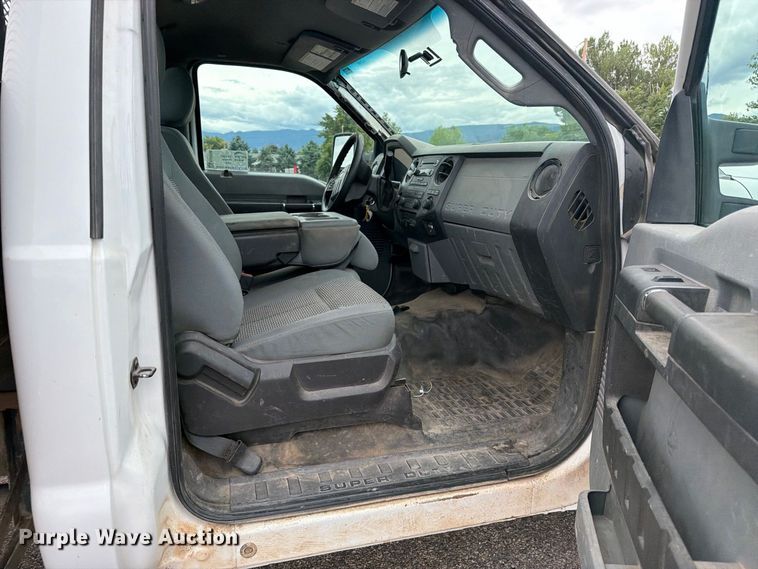 image for item ED0066 2013 Ford F350 Super Duty dump flatbed pickup truck