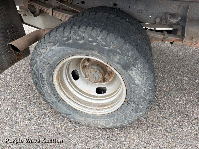 image for item ED0066 2013 Ford F350 Super Duty dump flatbed pickup truck