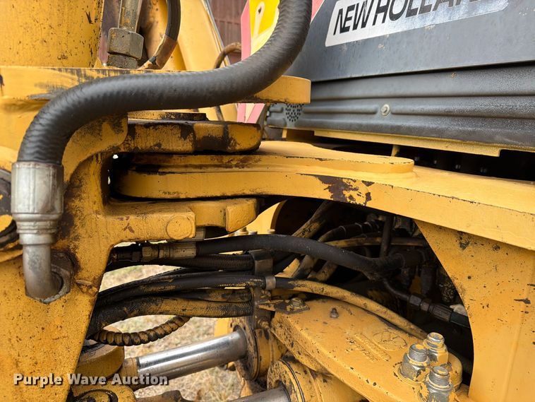 image for item ED0218 1998 New Holland 655E backhoe