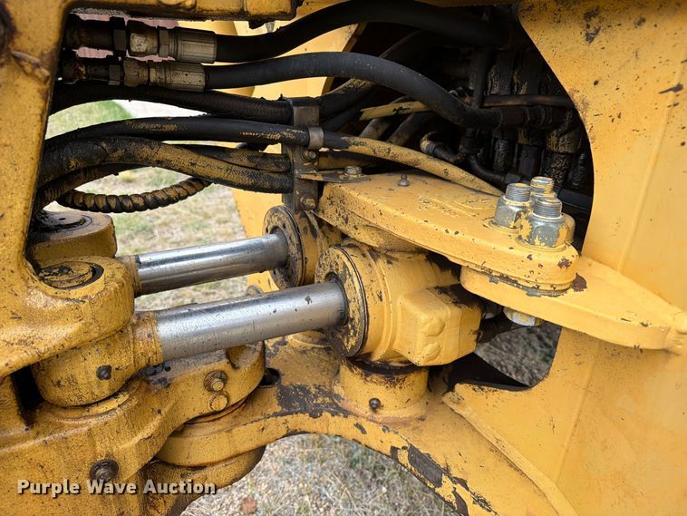 image for item ED0218 1998 New Holland 655E backhoe