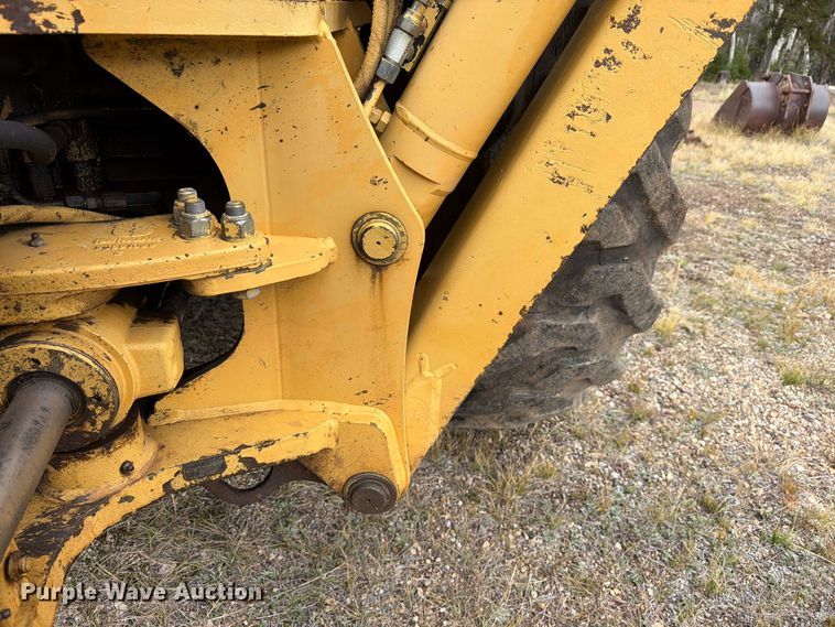 image for item ED0218 1998 New Holland 655E backhoe