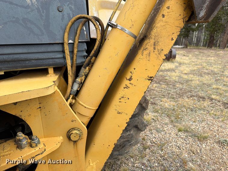 image for item ED0218 1998 New Holland 655E backhoe
