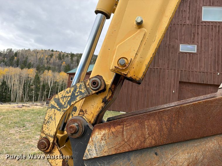 image for item ED0218 1998 New Holland 655E backhoe
